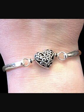 Marsala 925 Sterling Silver Filigree Heart Size 7.25" Bangle Bracelet